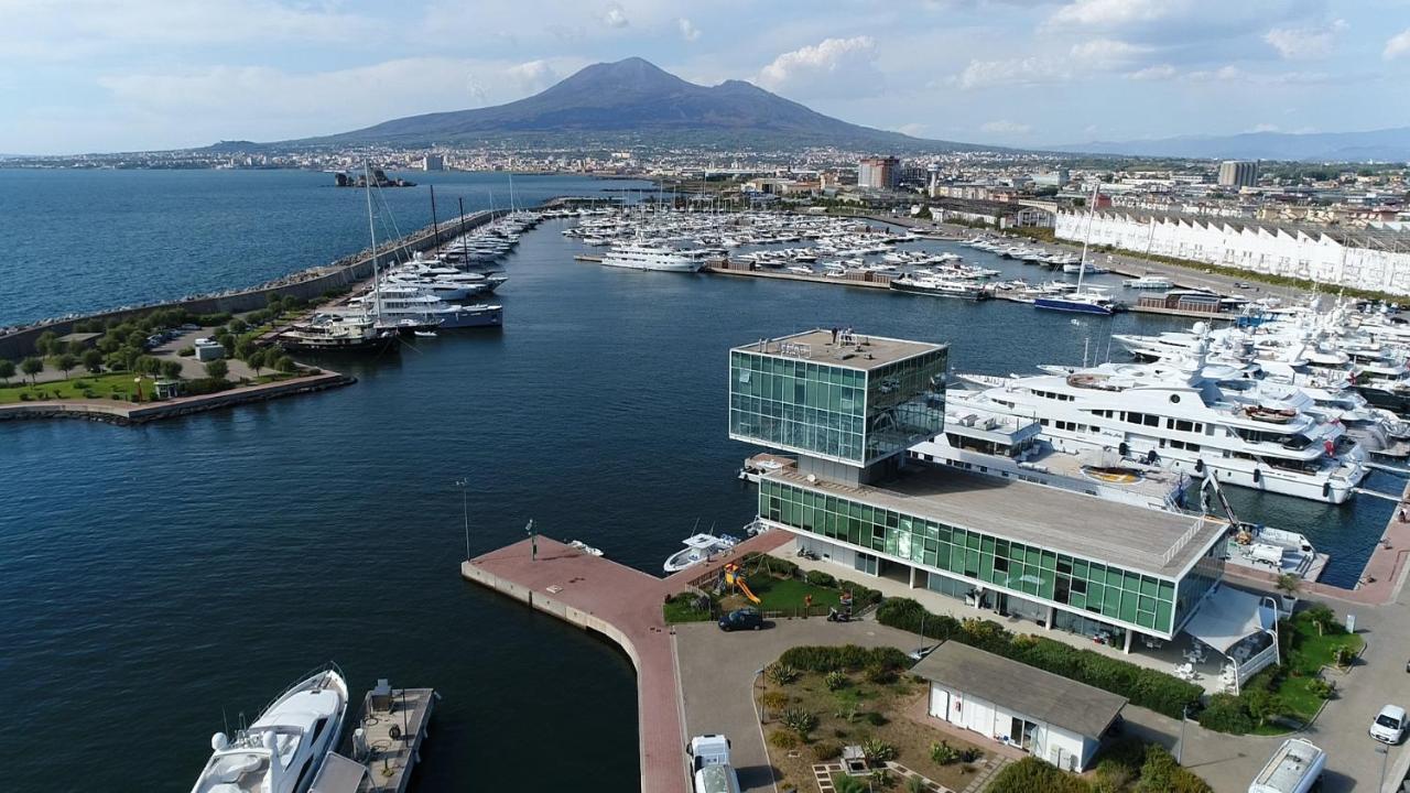 Apartamento Teresiné Castellammare di Stabia Exterior foto