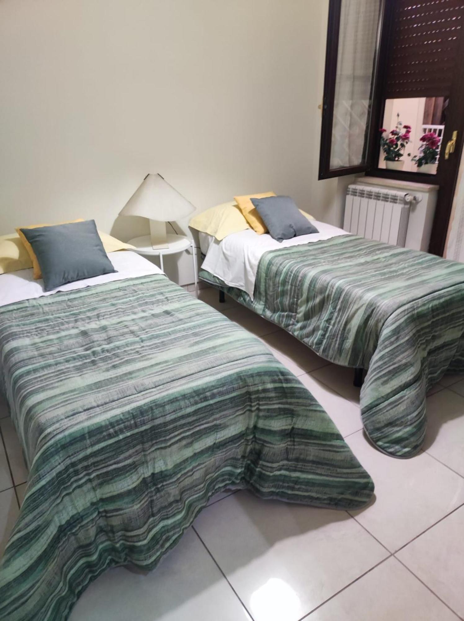 Apartamento Teresiné Castellammare di Stabia Exterior foto